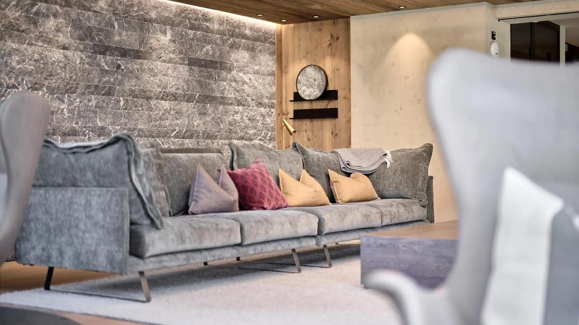 Chalet White Pearl By Myalps سولدن